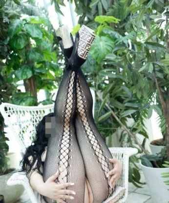 Живу в Москве и готова познакомиться с интересными мужчинами, которые ценят качественный отдых. Мое тело создано для наслаждения, а мои услуги охватывают все, что тебе нужно для расслабления и удовольствия. Массаж, стриптиз, оральный секс, классический секс - это только начало моего списка возможностей. Ты можешь просмотреть мои фото, чтобы убедиться, что я именно та, кого ты ищешь. Мои клиенты оставляют самые восторженные отзывы, потому что со мной каждая встреча становится незабываемой эротической историей. Давай встретимся и сделаем нашу встречу по-настоящему особенной. 🌹🔥💋 1226, 30 лет